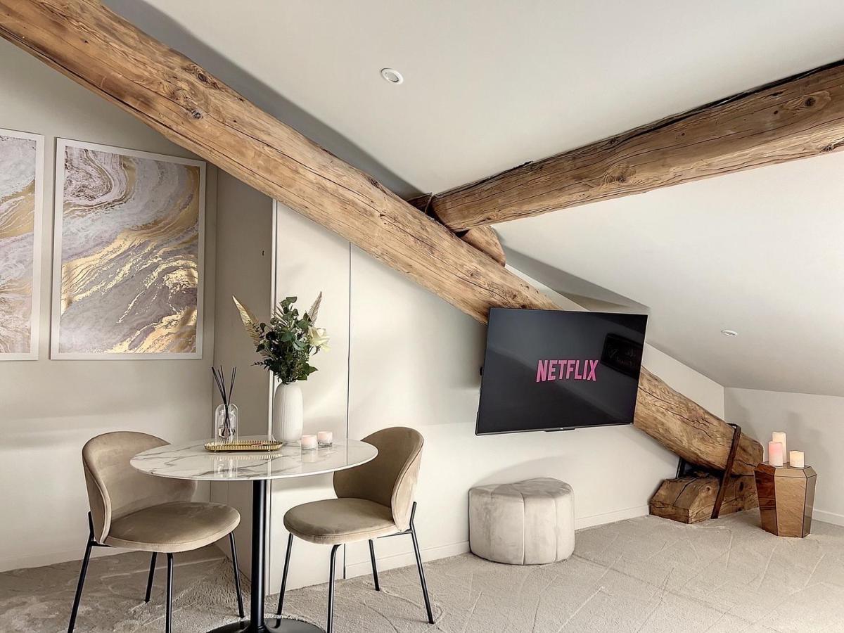 Cocon Blanc Calin Avec Jacuzzi Privatif - Loveroom Insolite Apartment Saint-Etienne (Loire)